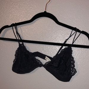NEW Lace bralette from Urban Outfitters